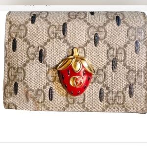 Gucci Beige and Red Strawberry Accent Wallet AUTHENTIC